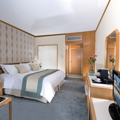 13-pioneer-beach-hotel-standard-rooms