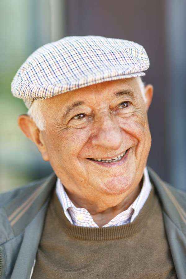 Istock 000031816334 Mann Italia