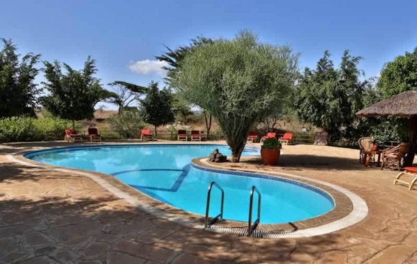 Kenya Kibosafaricamp Swimming Pool Deck